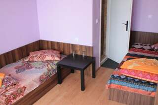 Отель Family Hotel Ludo Варна Бюджетный двухместный номер с 2 отдельными кроватями-3